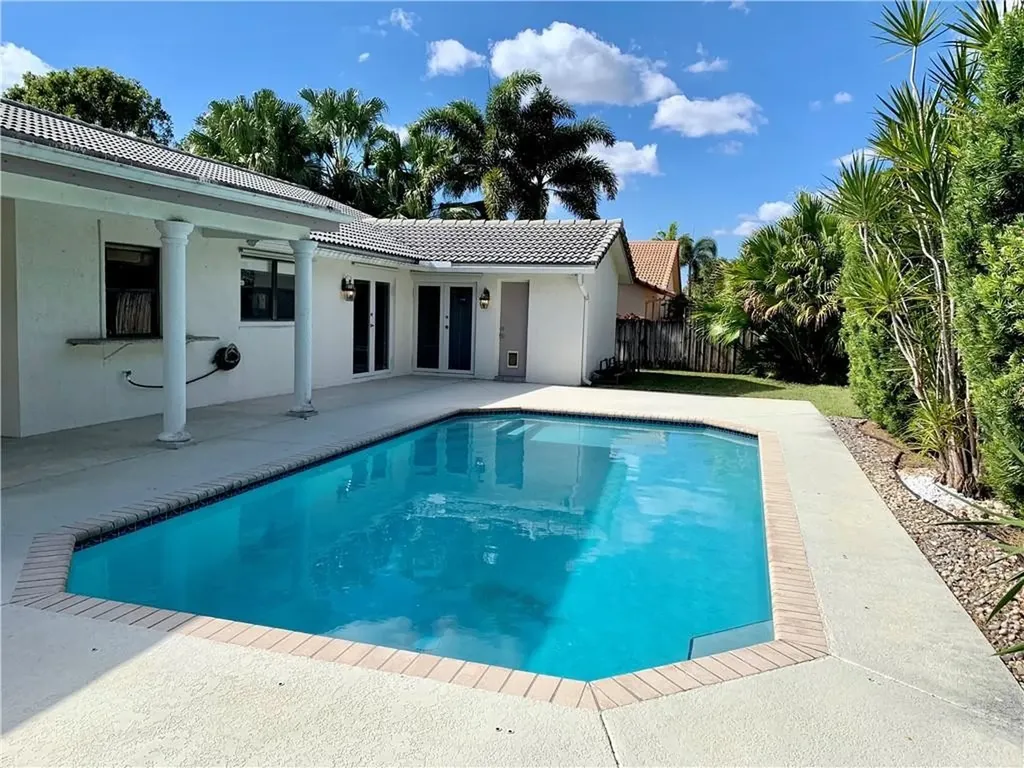 7905 NW 19th Court Margate FL 33063