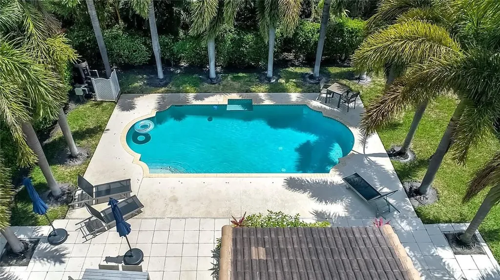 61 NE 26th Court Wilton Manors FL 33334