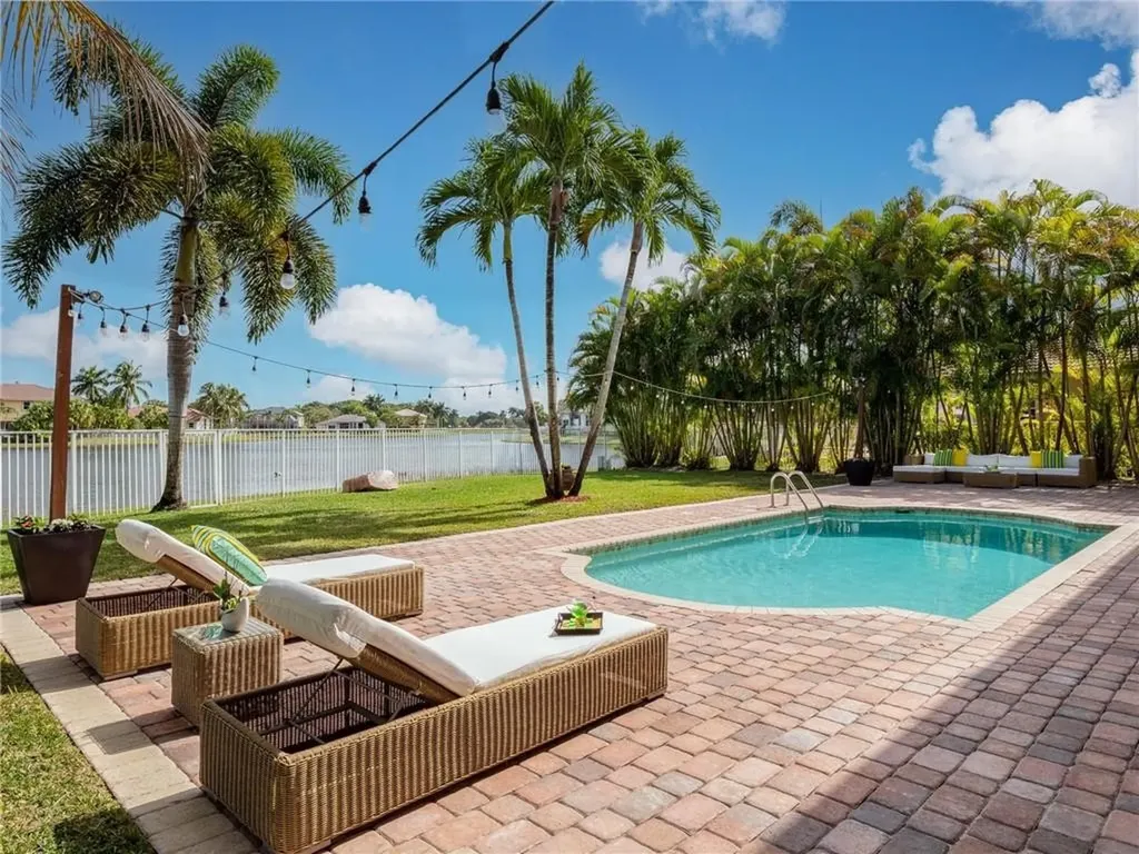 4019 Sanderling Lane Weston FL 33331