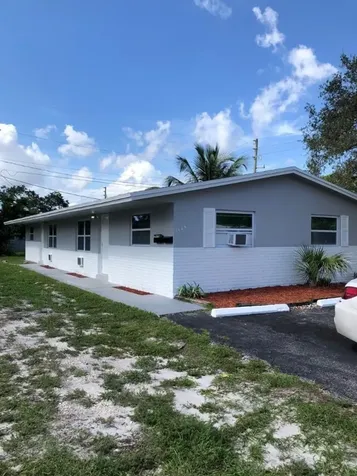 1724 SW 11th Street Fort Lauderdale FL 33312