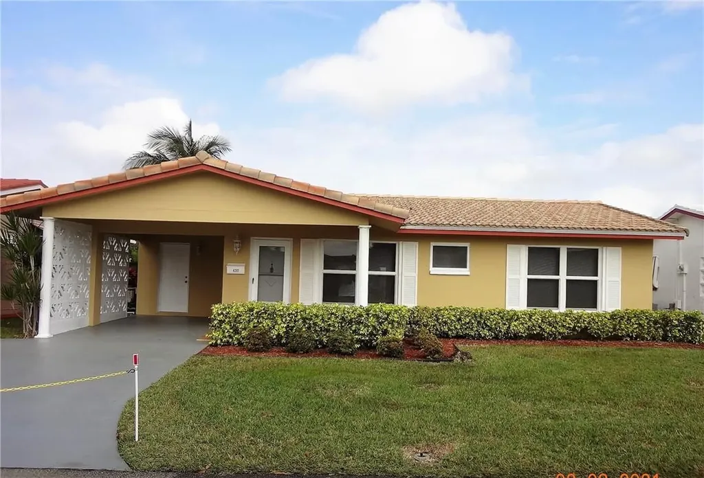 4311 NW 49th Drive Tamarac FL 33319