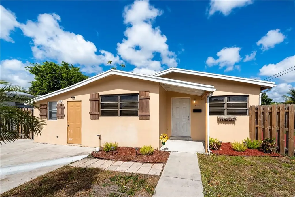 6211 NW 14th Street Sunrise FL 33313