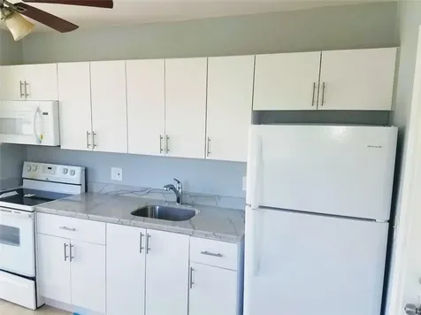 109 NW 3rd Avenue Hallandale Beach FL 33009