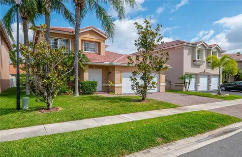 151 Granada Avenue Weston FL 33326
