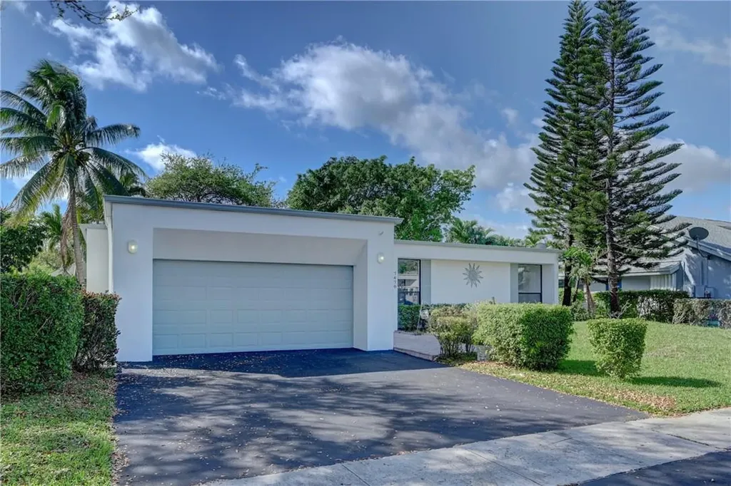 7470 NW 35th Court Lauderhill FL 33319