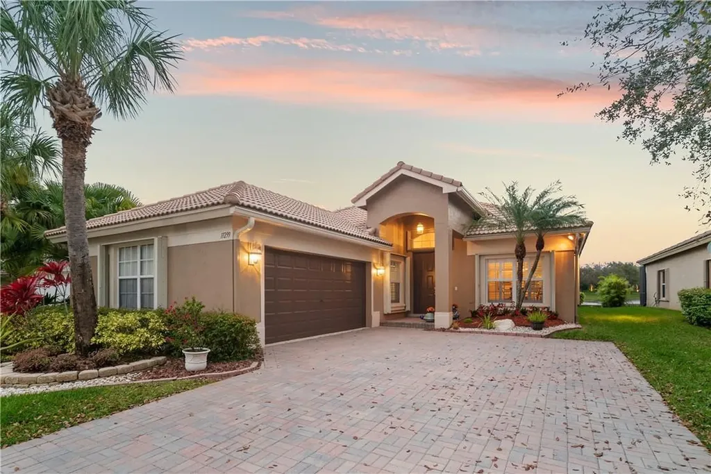 11299 NW 65th Manor Parkland FL 33076