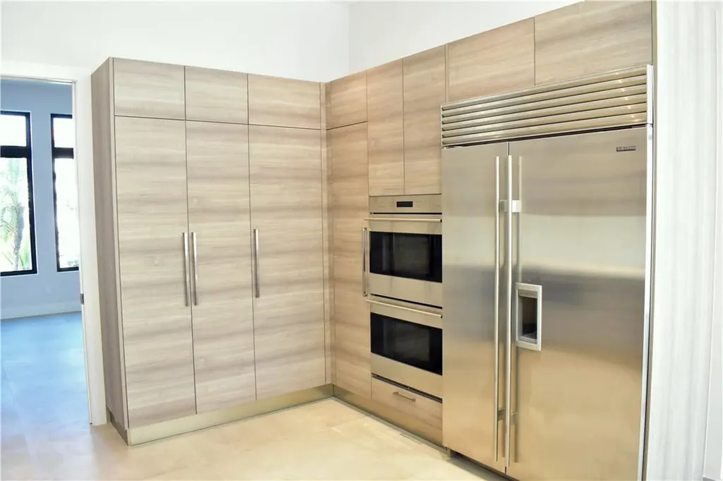 5716 Ashwood Circle Hollywood FL 33312