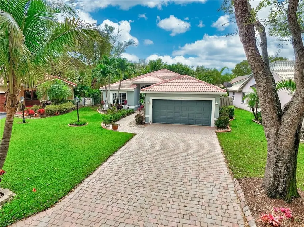 5726 NW 48th Court Coral Springs FL 33067