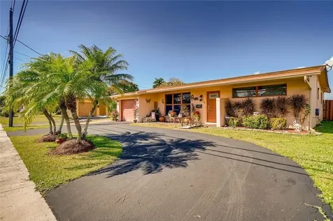 8521 NW 26th Place Sunrise FL 33322