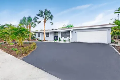 7300 NW 11th Place Plantation FL 33313