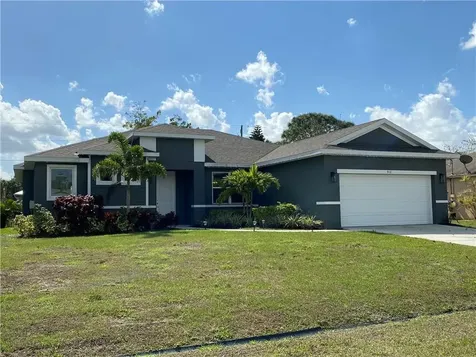 912 SW Haleyberry Avenue Port St Lucie FL 34953