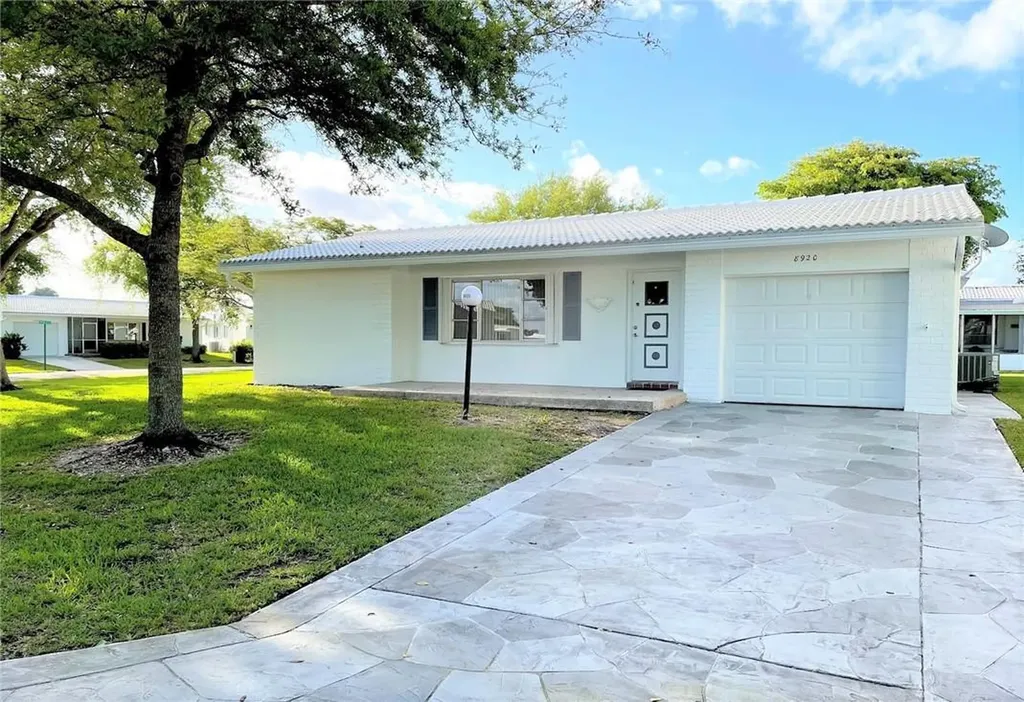 8920 NW 14th Street Plantation FL 33322