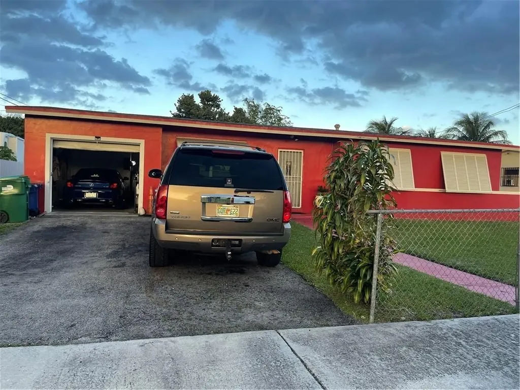19411 NW 39th Court Miami Gardens FL 33055