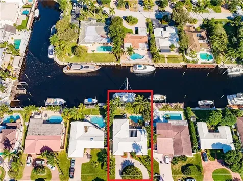 2471 SE 13th Street Pompano Beach FL 33062