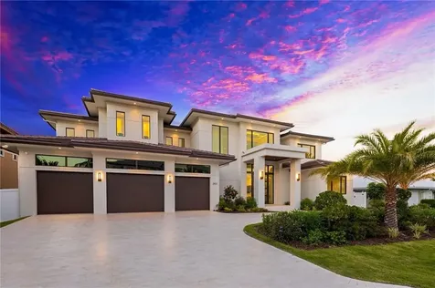 2431 NE 32nd Court Lighthouse Point FL 33064