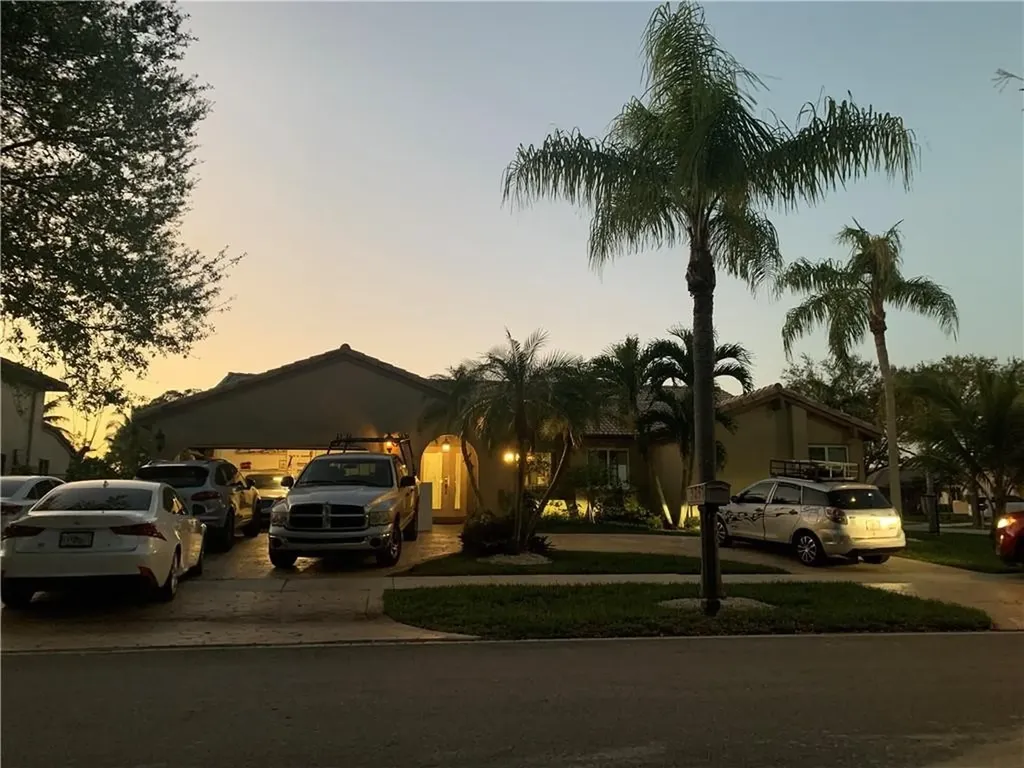 5751 Hawkes Bluff Avenue Davie FL 33331