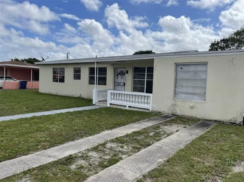 3020 NW 185th Terrace Miami Gardens FL 33056