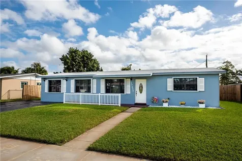 17937 NW 78th Place Hialeah FL 33015