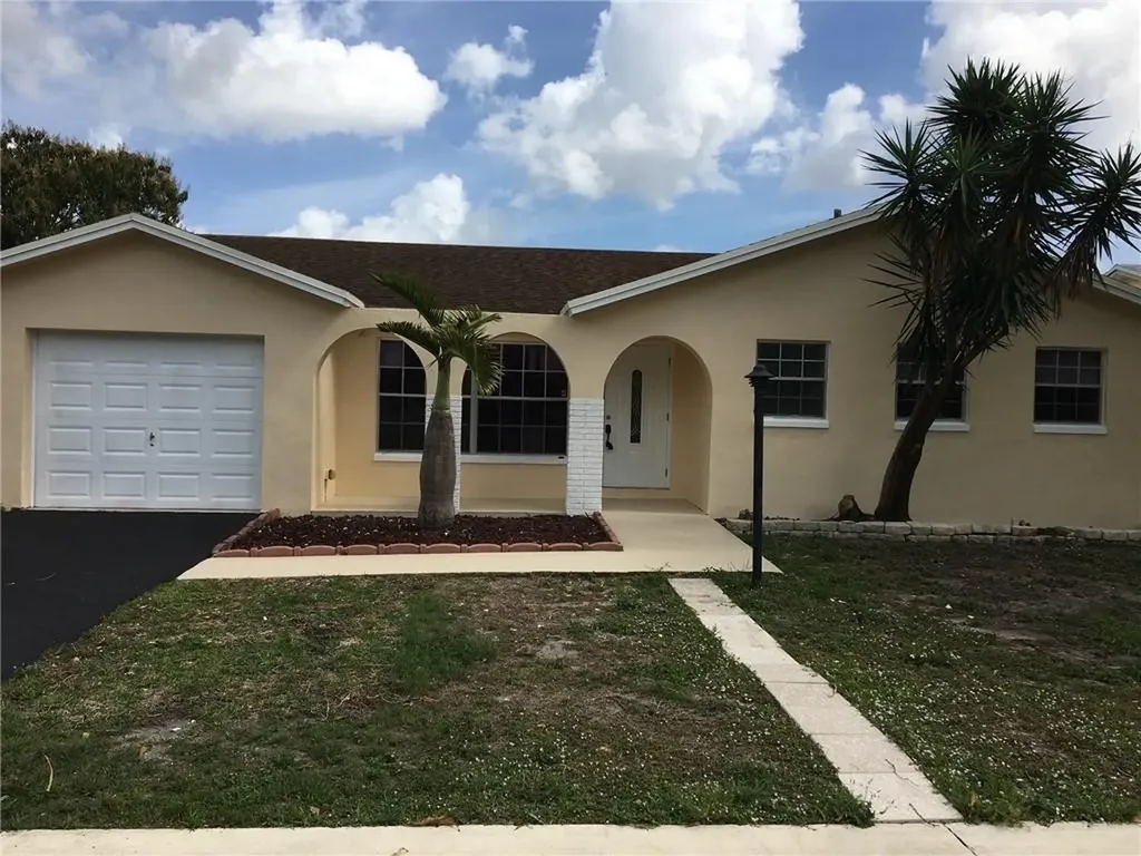 22324 SW 66th Avenue Boca Raton FL 33428