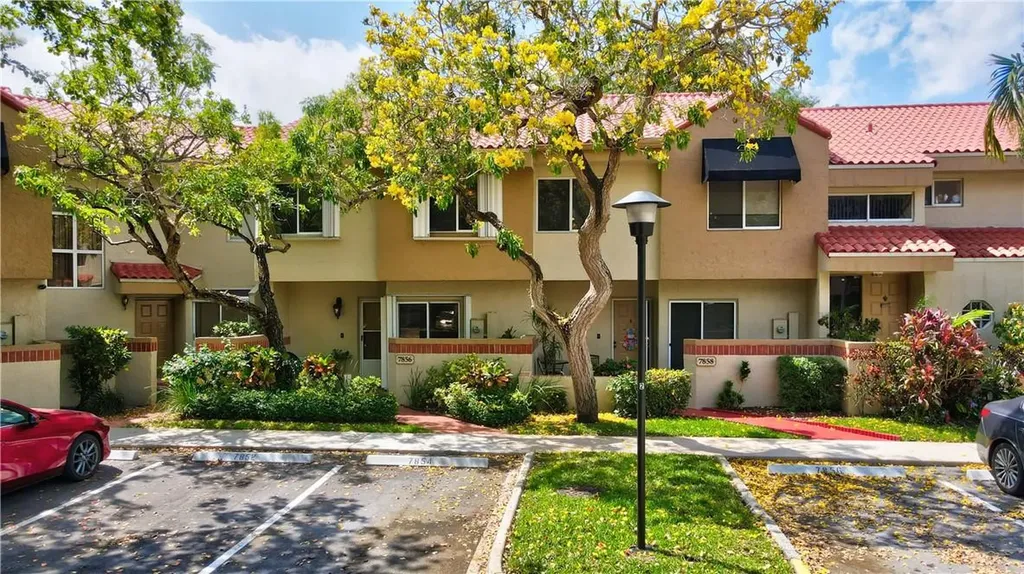7856 NW 7th Court Plantation FL 33324