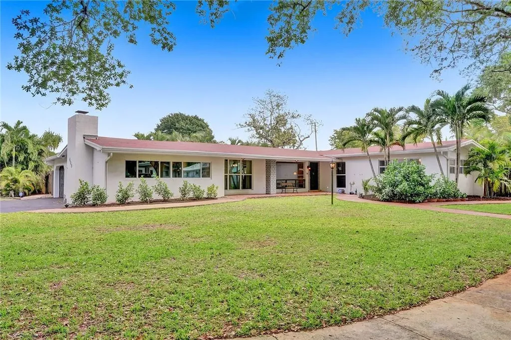 600 Holly Lane Plantation FL 33317