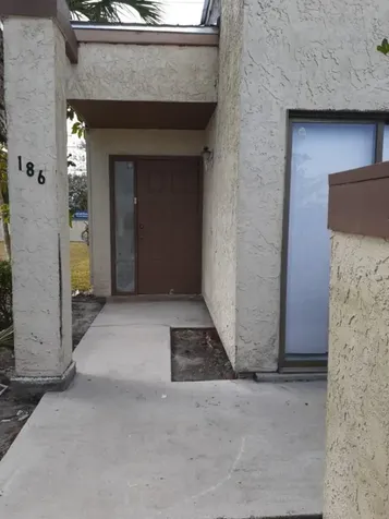 186 SW Colesbury Avenue Port St Lucie FL 34953