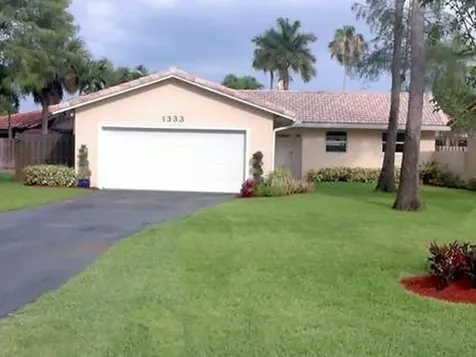 1333 NW 87th Avenue Coral Springs FL 33071