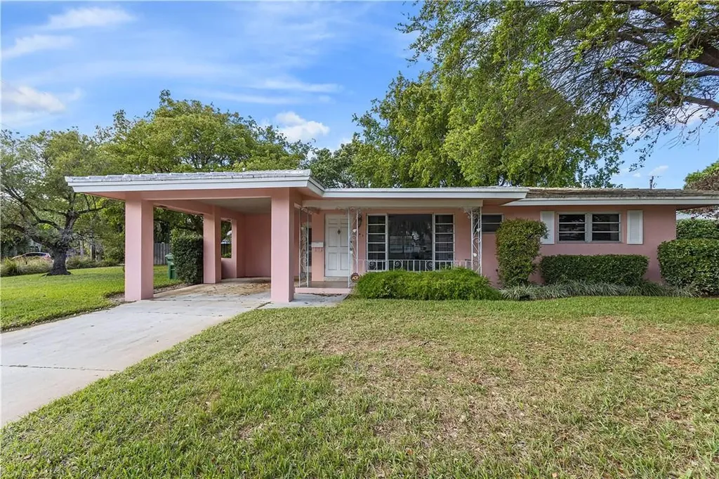 701 NE 20th Street Wilton Manors FL 33305