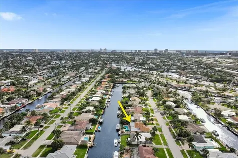 141 SE 12th Court Pompano Beach FL 33060