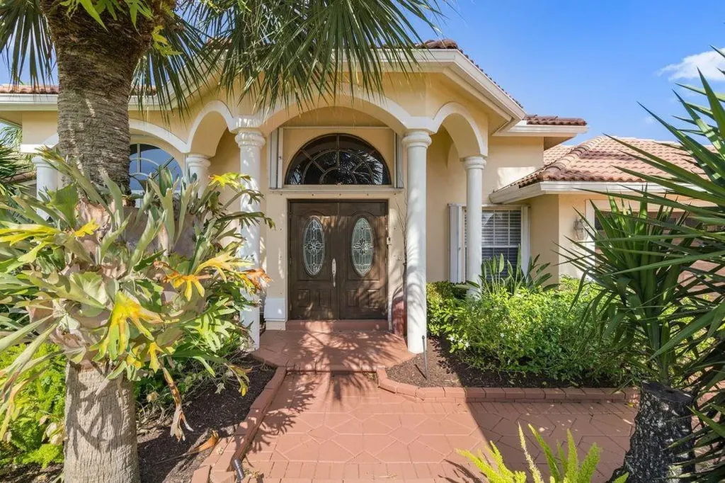 19579 Black Olive Lane Boca Raton FL 33498