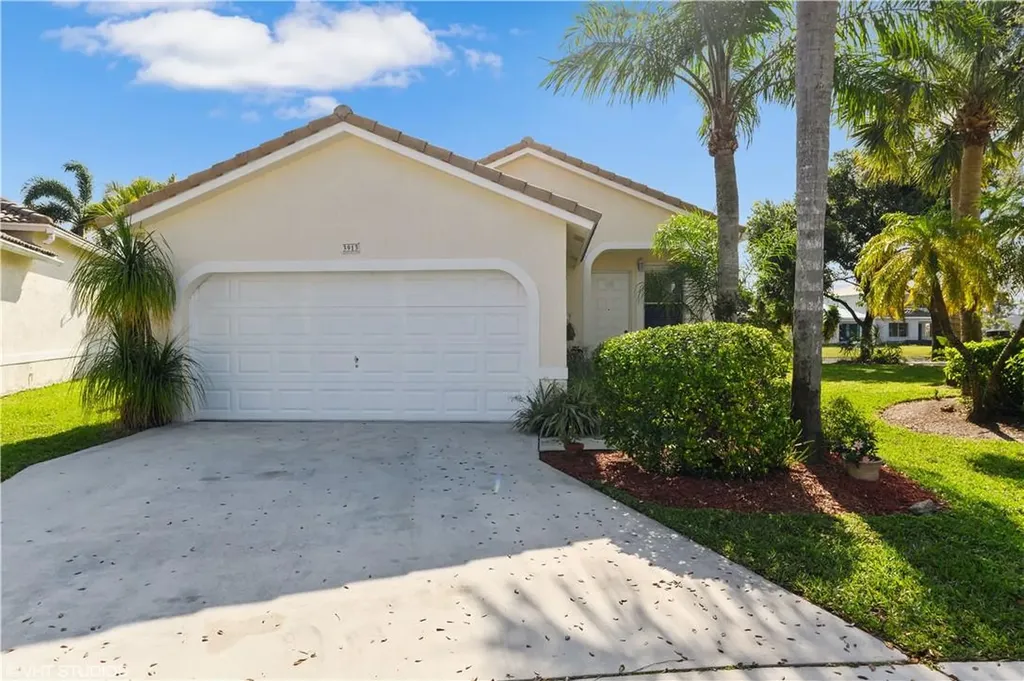 3913 NW 88th Terrace Coral Springs FL 33065