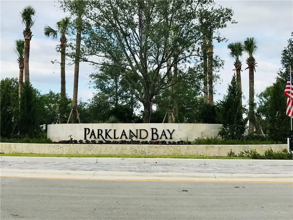 12045 S Baypoint Circle Parkland FL 33076