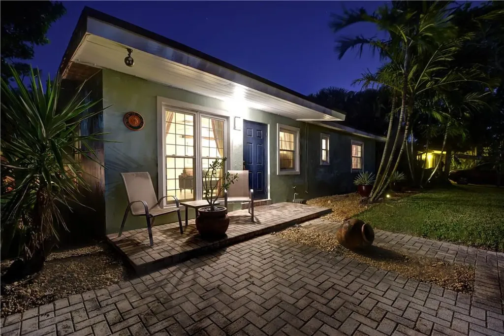 2832 NW 3rd Avenue Wilton Manors FL 33311