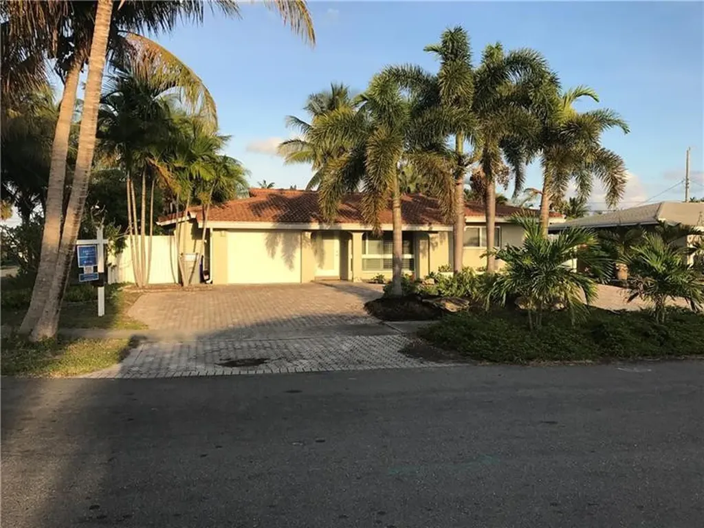 400 SE 2nd Avenue Pompano Beach FL 33060