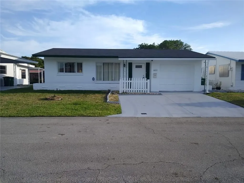 4404 NW 47th Street Tamarac FL 33319