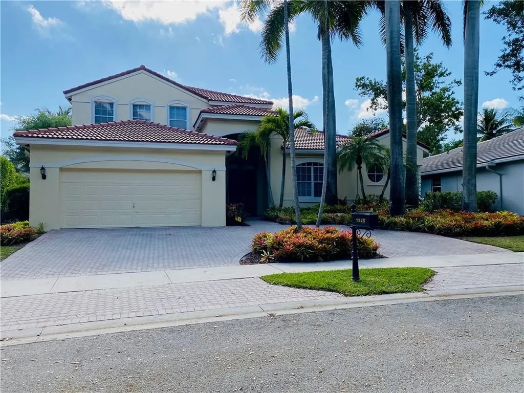 1525 Lantana Court Weston FL 33326
