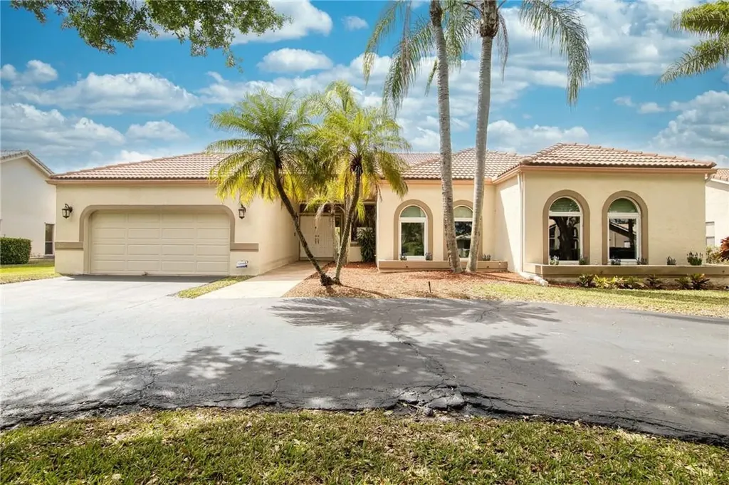 5466 NW 85th Avenue Coral Springs FL 33067