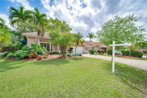5880 NW 46th Manor Coral Springs FL 33067