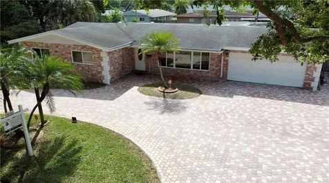 821 NW 67th Avenue Plantation FL 33317