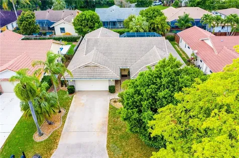 4322 NW 70th Lane Coral Springs FL 33065