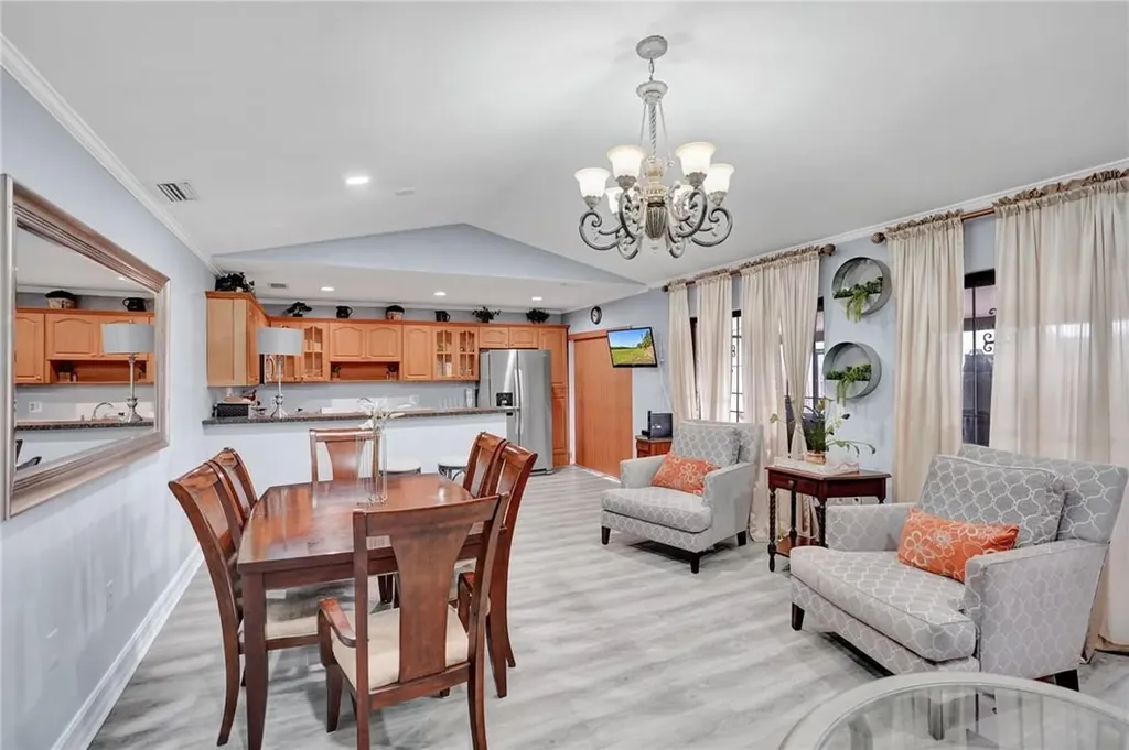 1613 NW 96th Avenue Pembroke Pines FL 33024