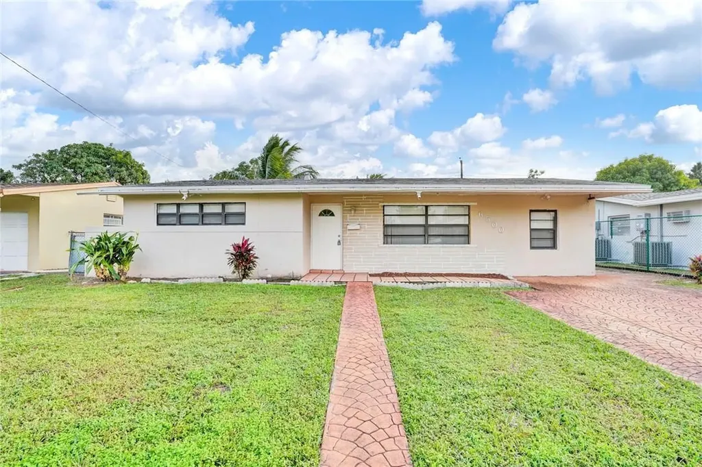 6500 NW 29th Court Sunrise FL 33313