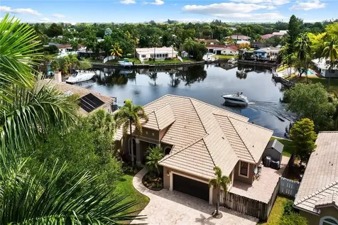 2060 SW 59th Avenue Plantation FL 33317