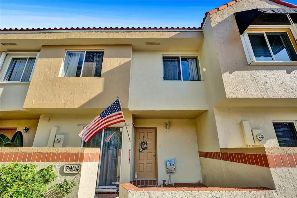 7904 NW 7th Court Plantation FL 33324