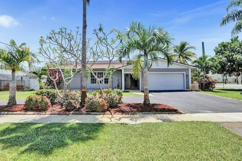 5380 SW 8th Court Plantation FL 33317