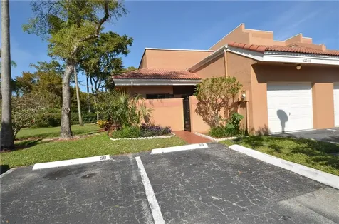12089 S Las Palmas Drive Pembroke Pines FL 33025