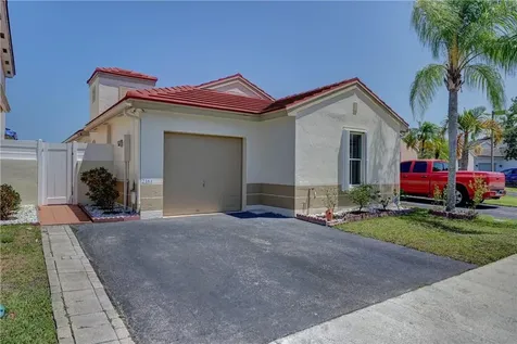 2161 NW 188th Terrace Pembroke Pines FL 33029