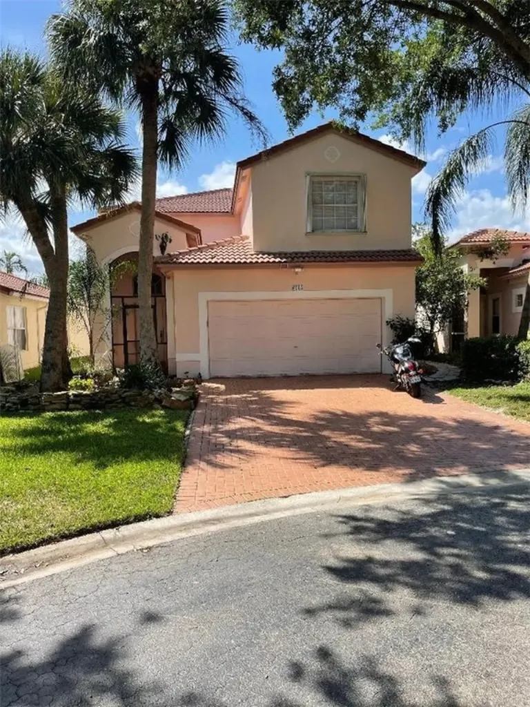 6215 NW 38th Drive Coral Springs FL 33067