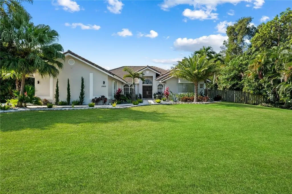 11900 NW 21st Court Plantation FL 33323