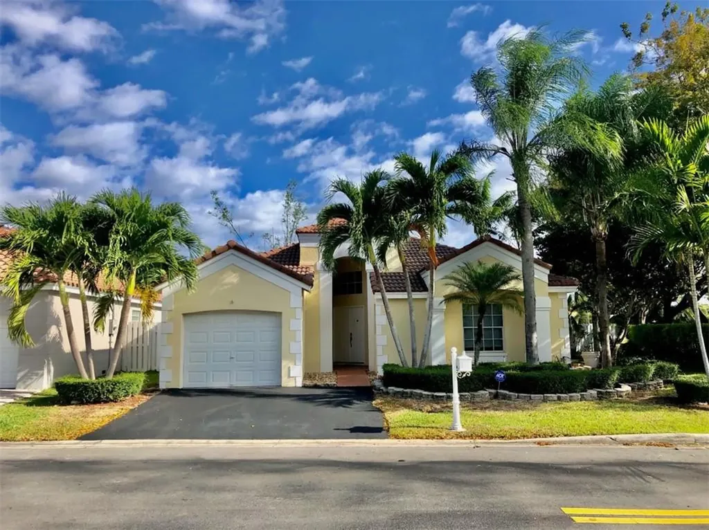 396 Bedford Avenue Weston FL 33326